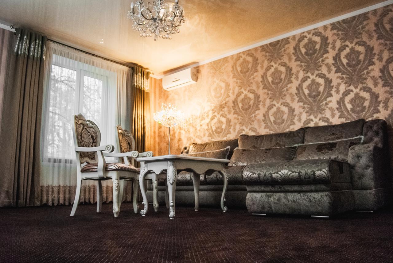 Aristokrat Hotel Vinnicja Kültér fotó