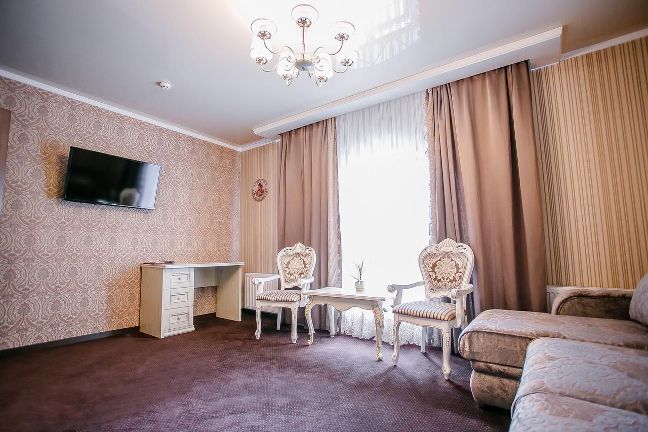 Aristokrat Hotel Vinnicja Kültér fotó